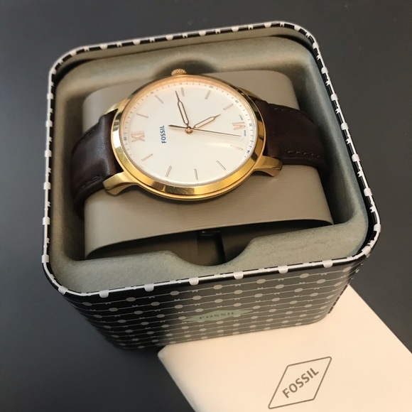 Fossil Watch - Picture 2 of 3